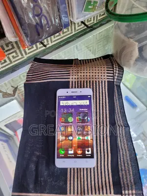 Vivo iQOO U1 64 GB Gold