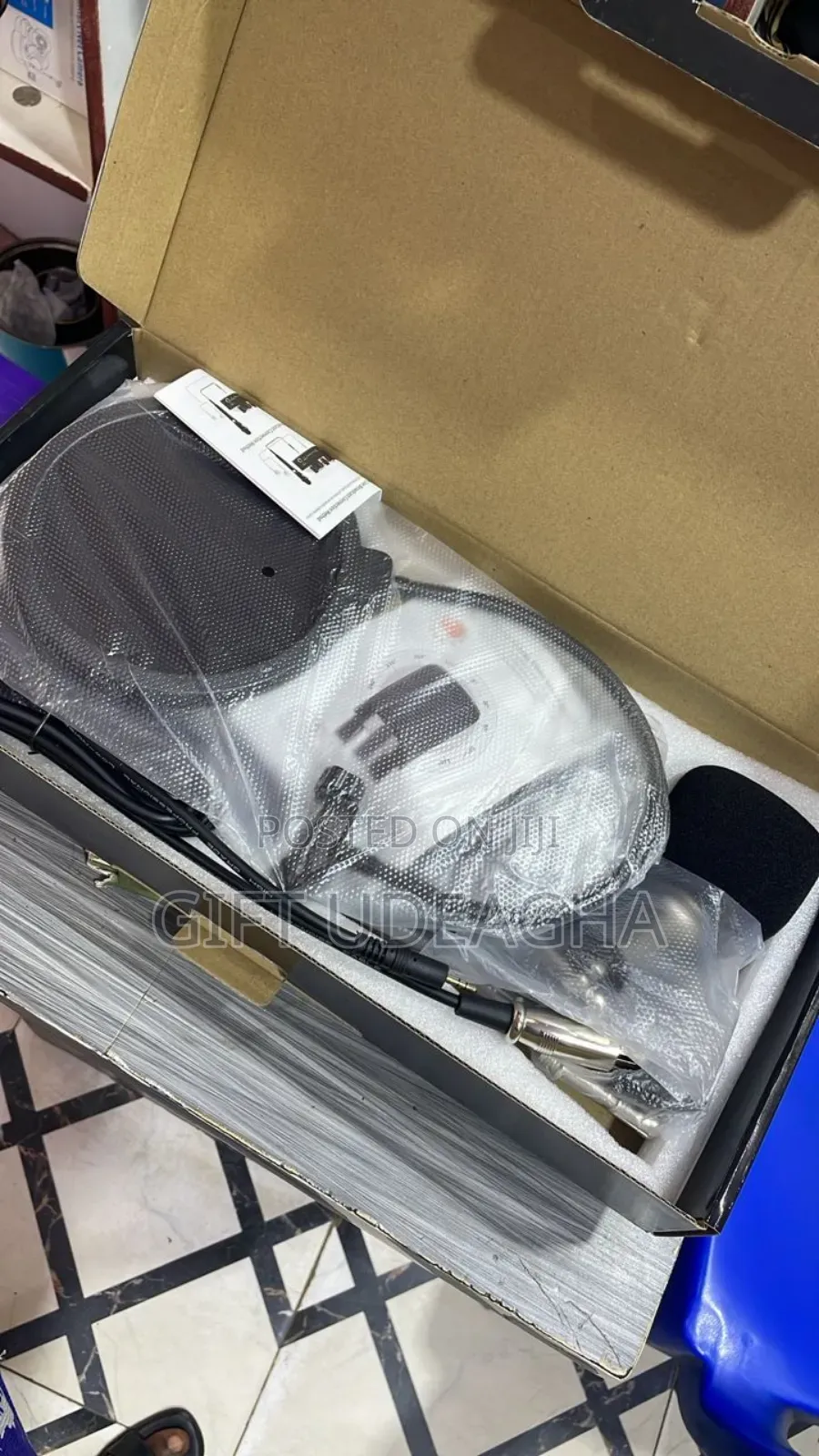Condenser Microphone