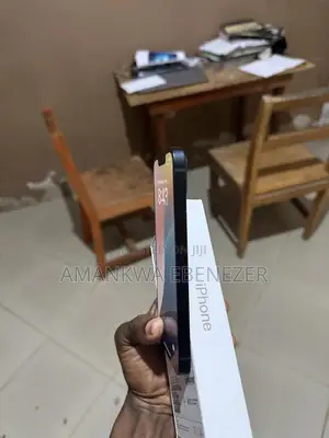 New Apple iPhone 13 128 GB Black