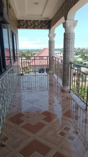 3bdrm Apartment in Grada Estate, Spintex for rent