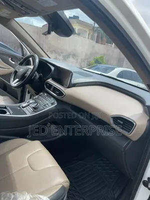 Hyundai Santa Fe 2023 White
