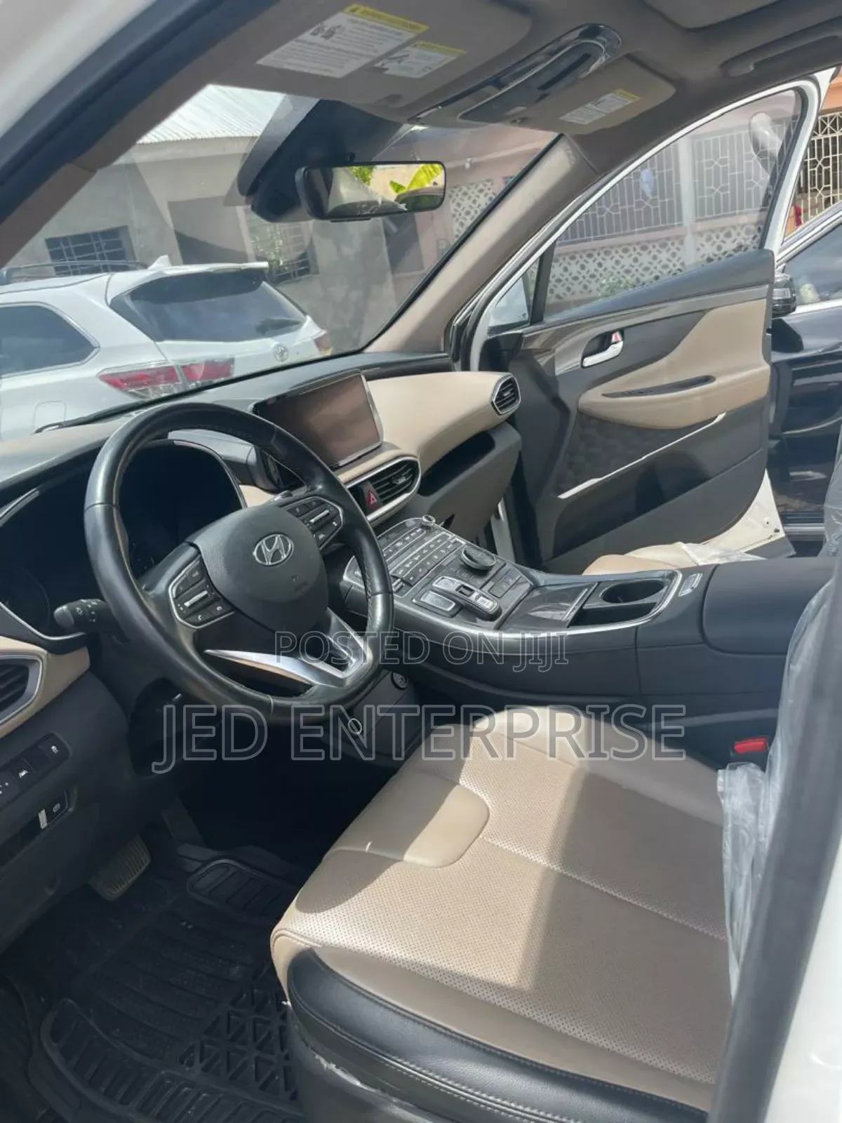 Hyundai Santa Fe 2023 White