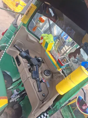 Bajaj RE 2024 Green