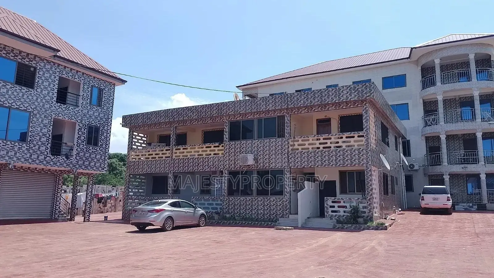 3bdrm Apartment in Grada Estate, Spintex for rent
