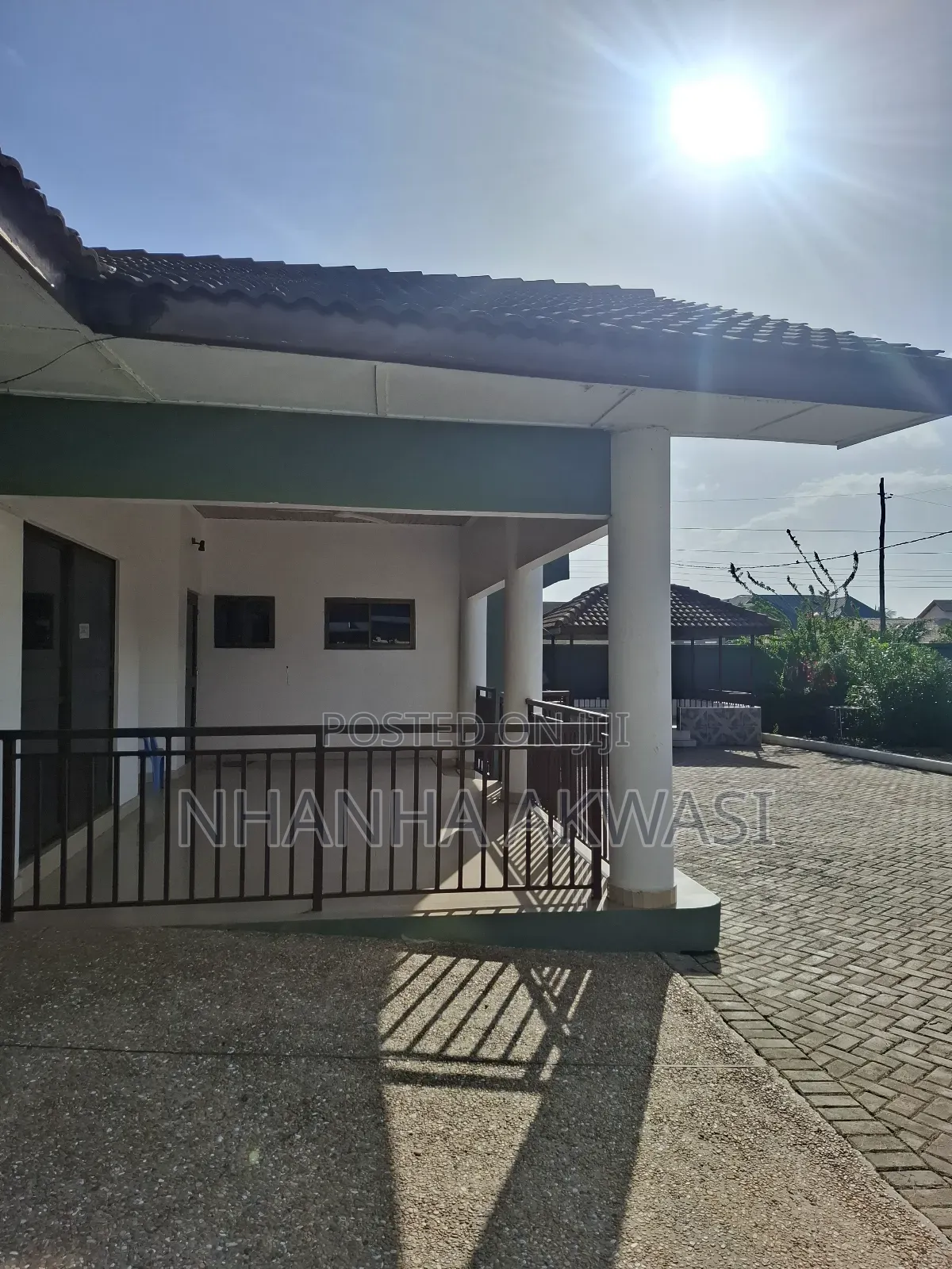 5bdrm House in Ccommunity 12, Tema Metropolitan for rent