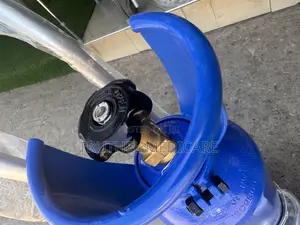 Oxygen Cylinder 10litres (With Trolley Regulator)