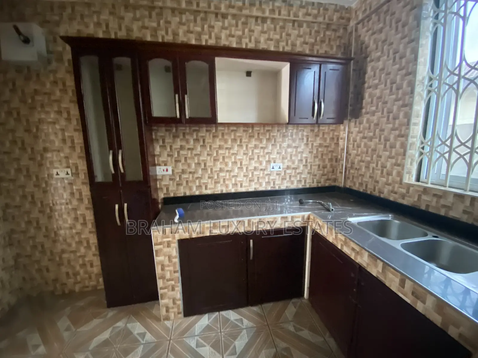2bdrm Apartment in Braham Luxury, Spintex for rent