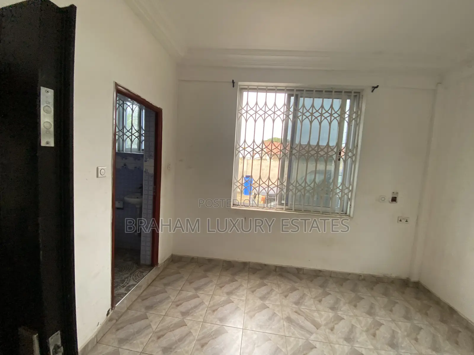 2bdrm Apartment in Braham Luxury, Spintex for rent