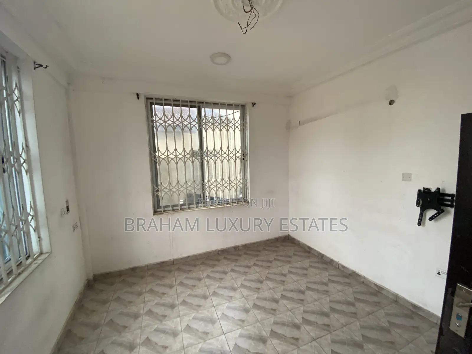 2bdrm Apartment in Braham Luxury, Spintex for rent