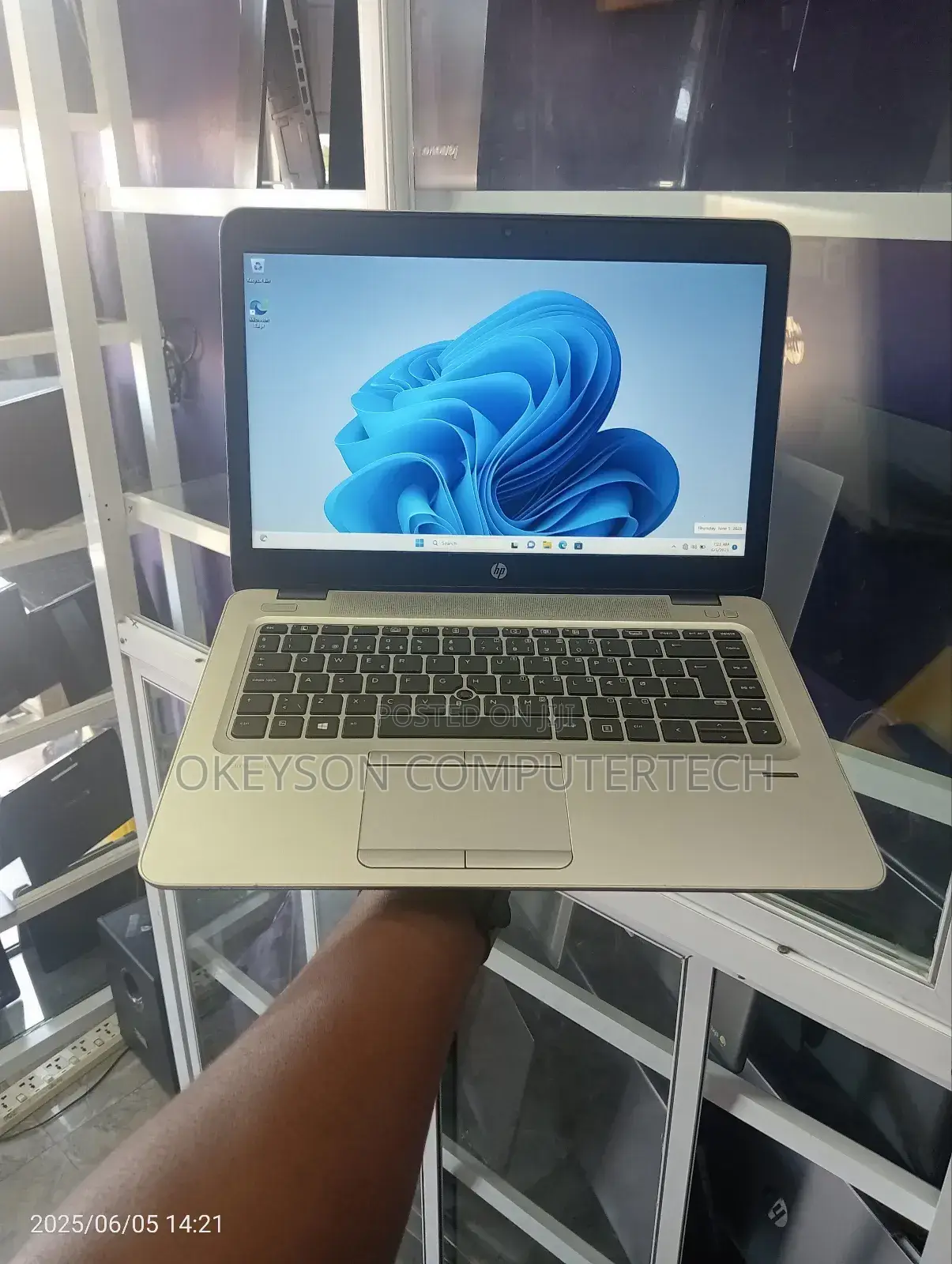 Laptop HP EliteBook 745 8GB Intel Core I5 SSD 256GB