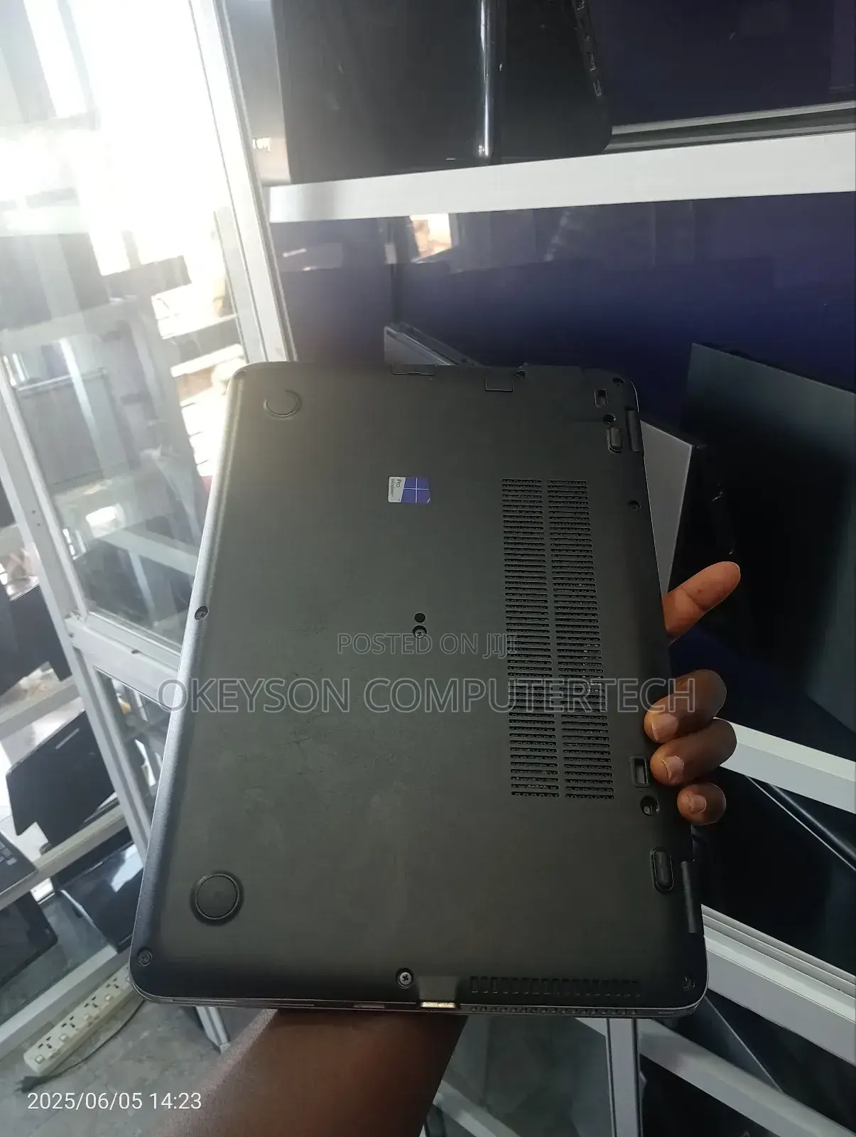 Laptop HP EliteBook 745 8GB Intel Core I5 SSD 256GB