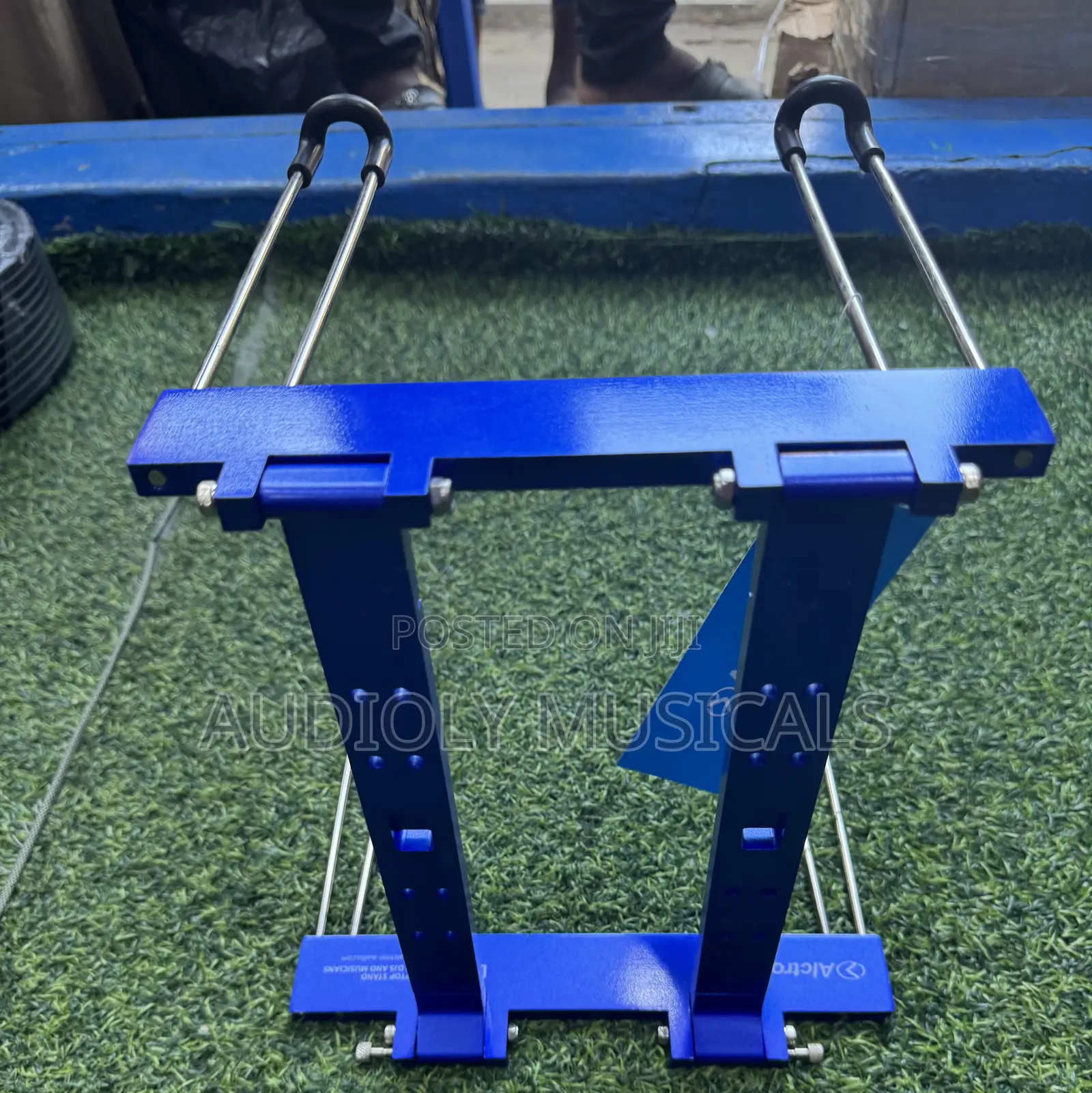 Alctron Professional Laptop Stand for Dj’S
