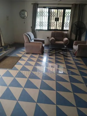 7bdrm House in Gbawe for rent