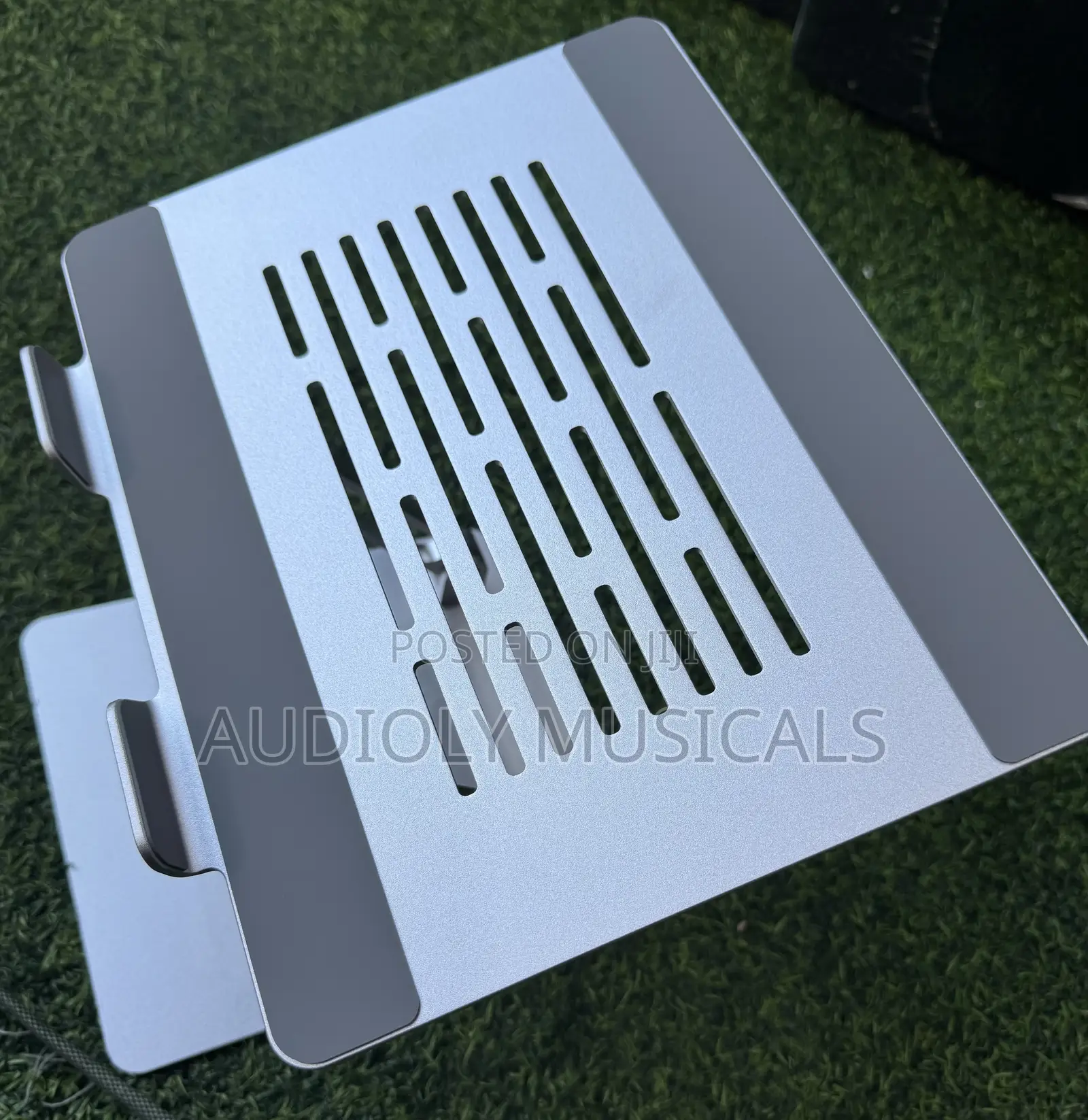 Adjustable Laptop Classic Stand