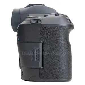 Canon Eos R + Free Gifts