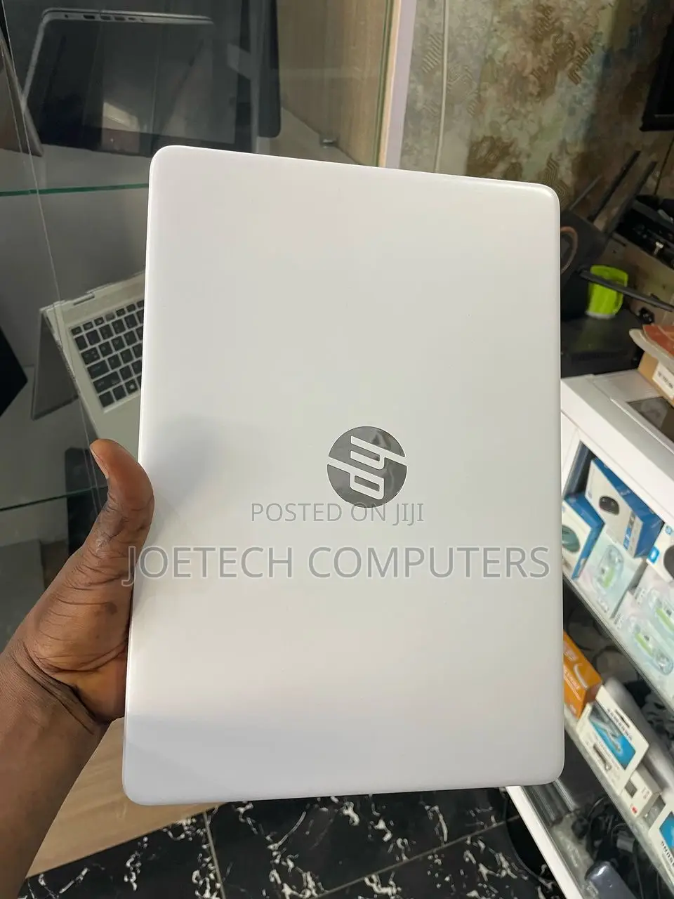 Laptop HP 14S 4GB AMD SSD 60GB