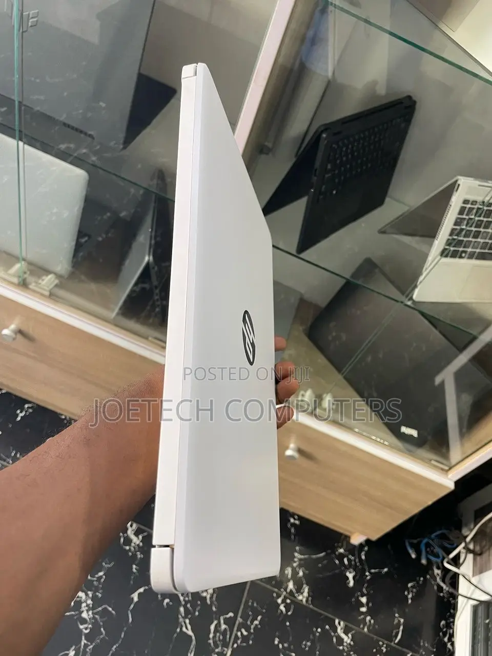 Laptop HP 14S 4GB AMD SSD 60GB
