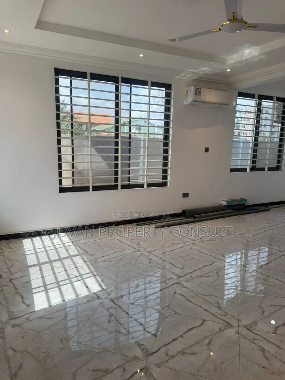 4bdrm House in Achimota Tantra Hill for sale