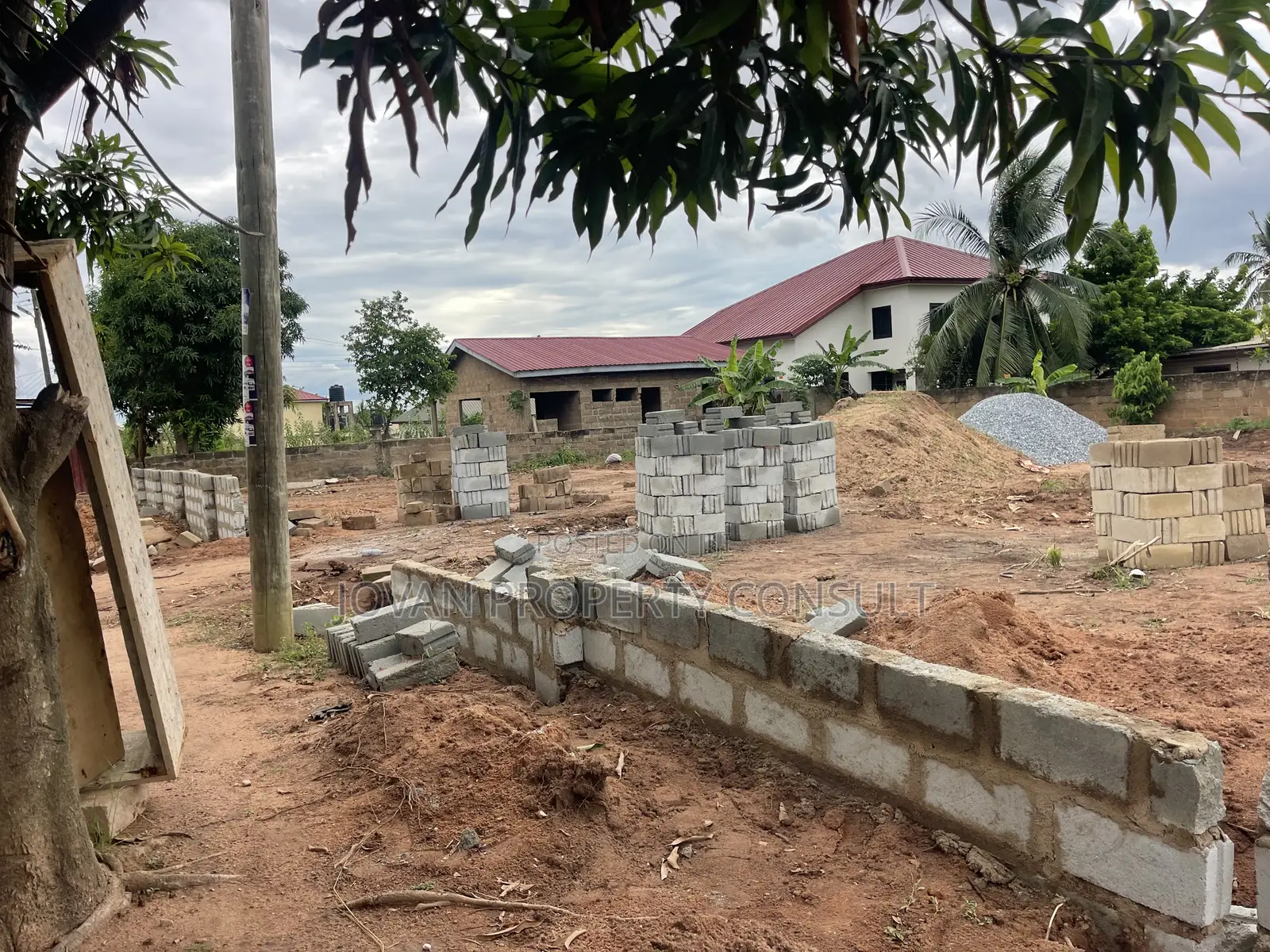 Title Land for Sale at Amasaman Tv3 Going for 500,000 Cedis.