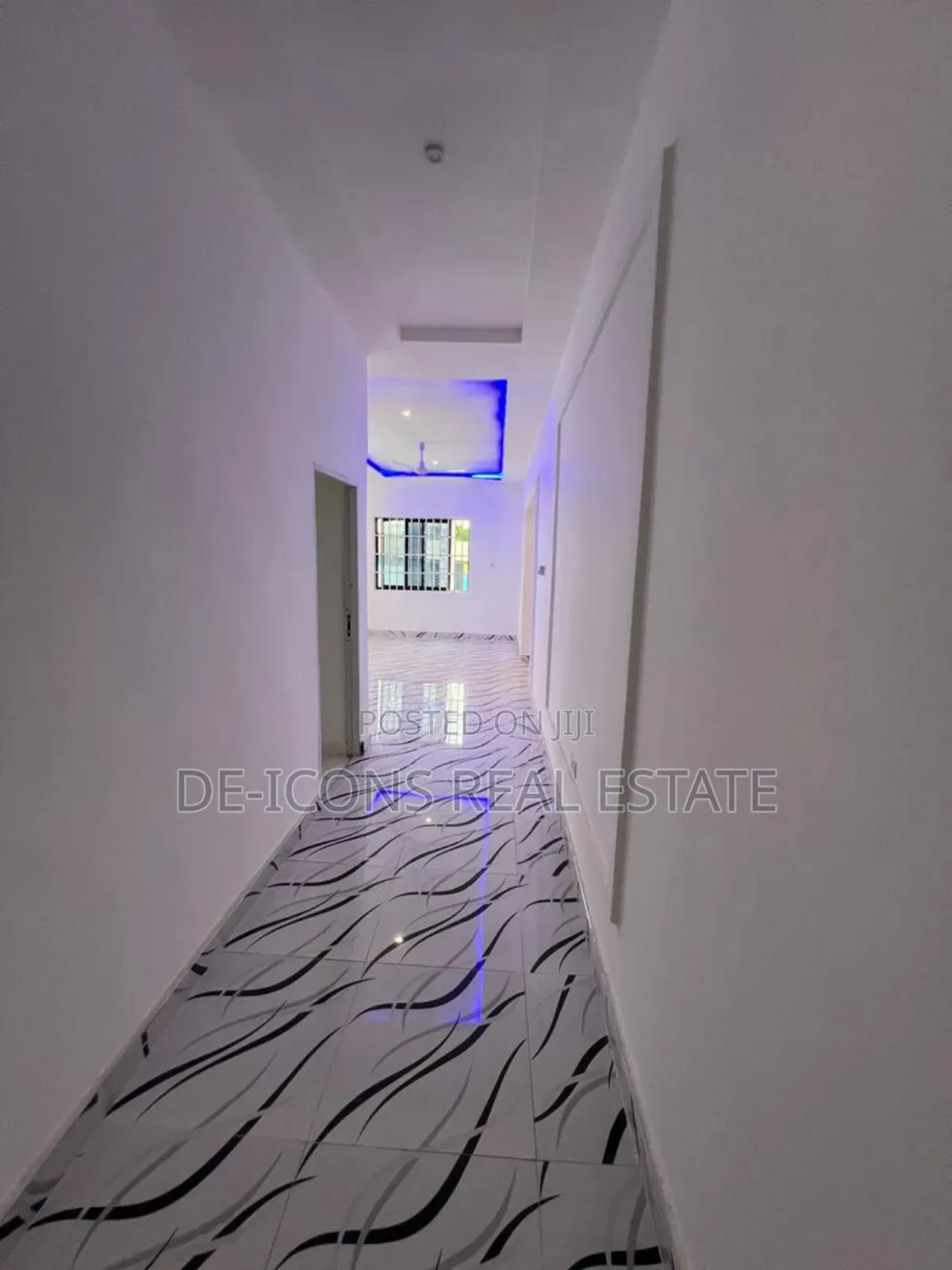 3bdrm House in De-Icons Real Estate, Awutu Senya East Municipal