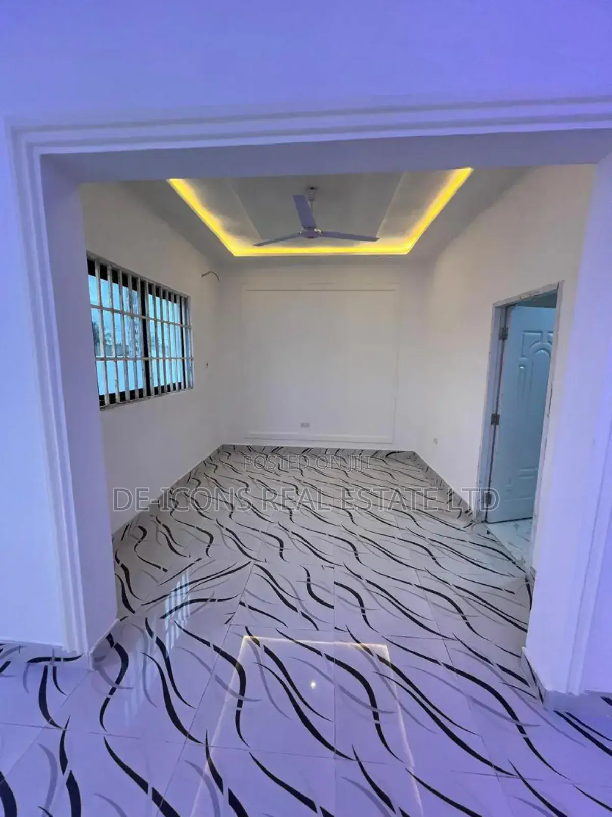 3bdrm House in De-Icons Real Estate, Awutu Senya East Municipal