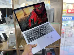 Laptop Apple MacBook 2018 16GB Intel Core I7 SSD 256GB