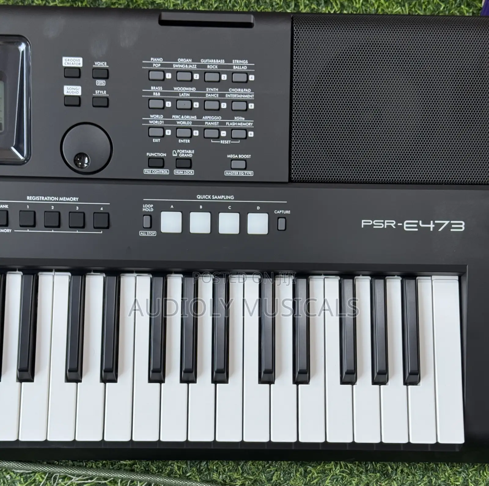 E Series Yamaha PSR (E)473 Keyboard