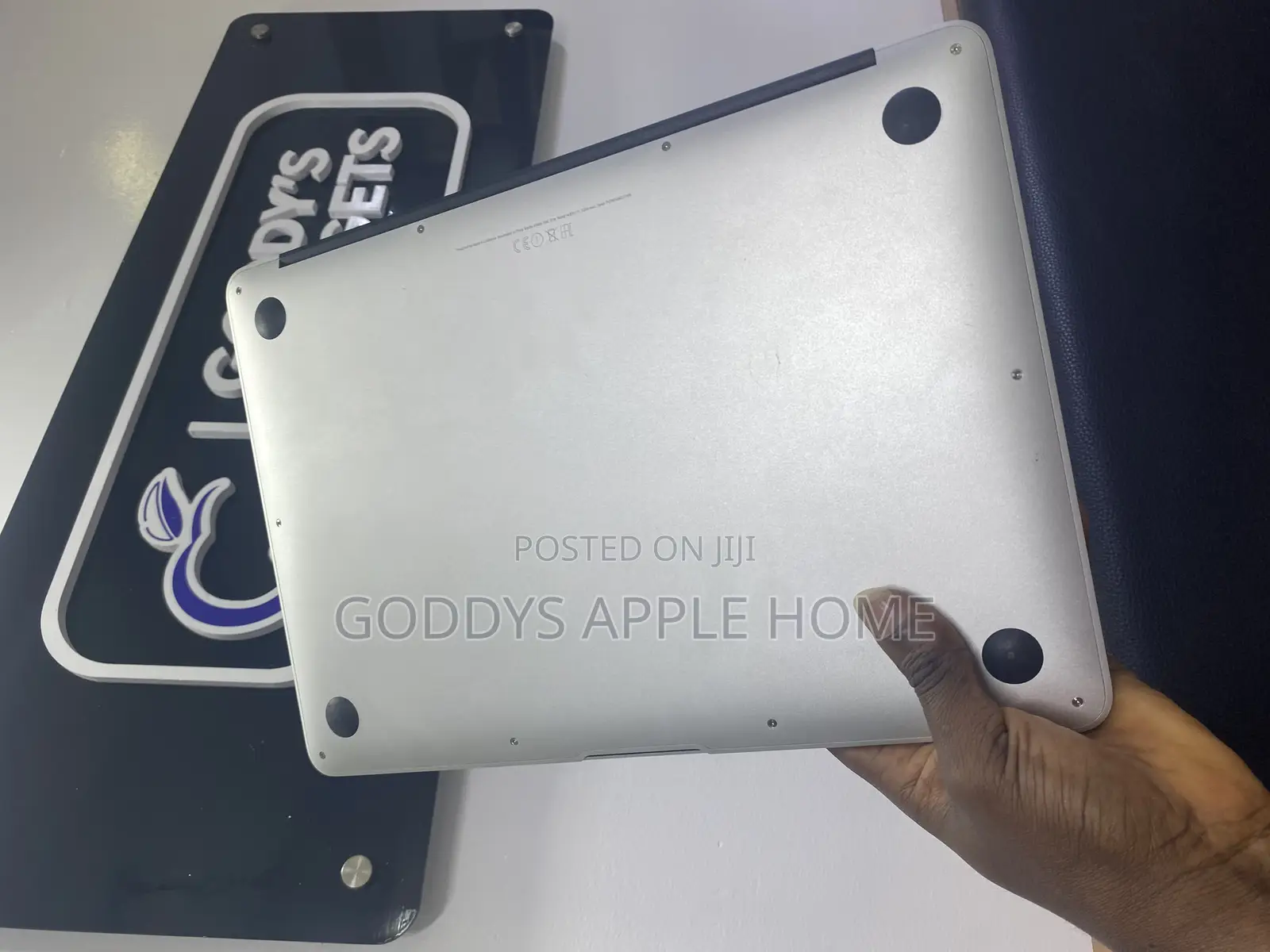Laptop Apple MacBook 2017 8GB Intel Core i5 SSD 128GB