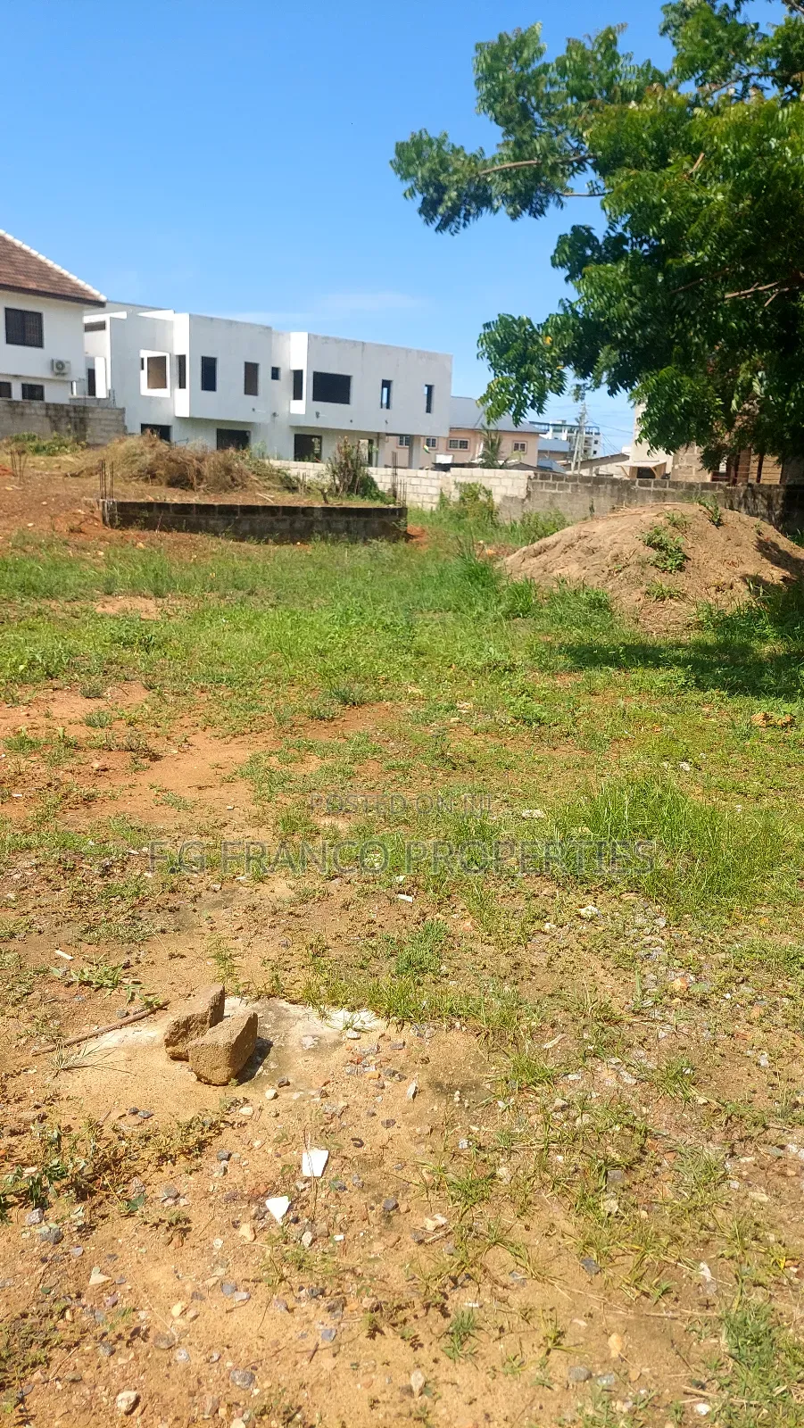 2 Plots of Land for Sale at East Airport