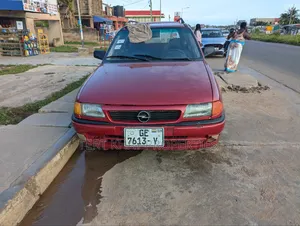 Photo - Opel Astra 2002 Red