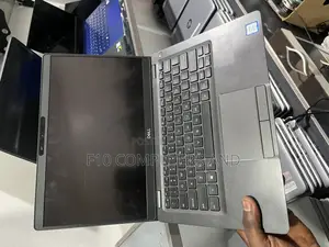 Laptop Dell Latitude 5300 8GB Intel Core I5 SSD 256GB