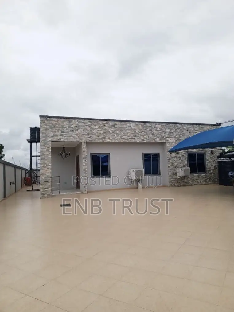 Furnished 3bdrm House in Amasaman for sale
