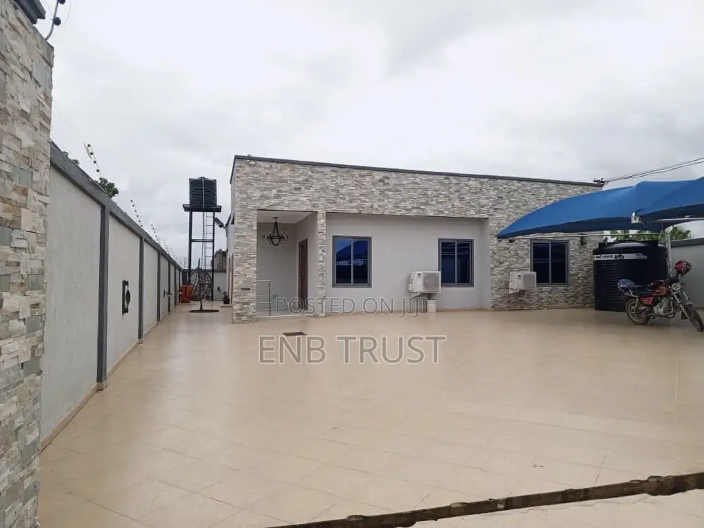 Furnished 3bdrm House in Amasaman for sale