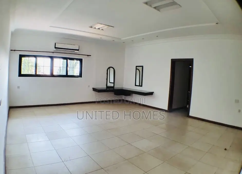 5bdrm House in Abelemkpe for rent