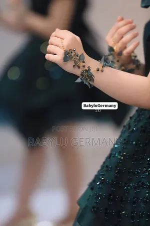 Luxury Turkey Brand Green Ball Gown With Accessories