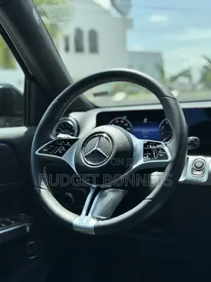 Mercedes-Benz GLB-Class 2024 Black