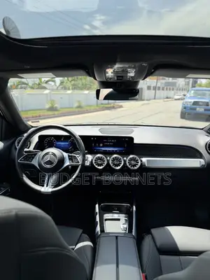 Mercedes-Benz GLB-Class 2024 Black