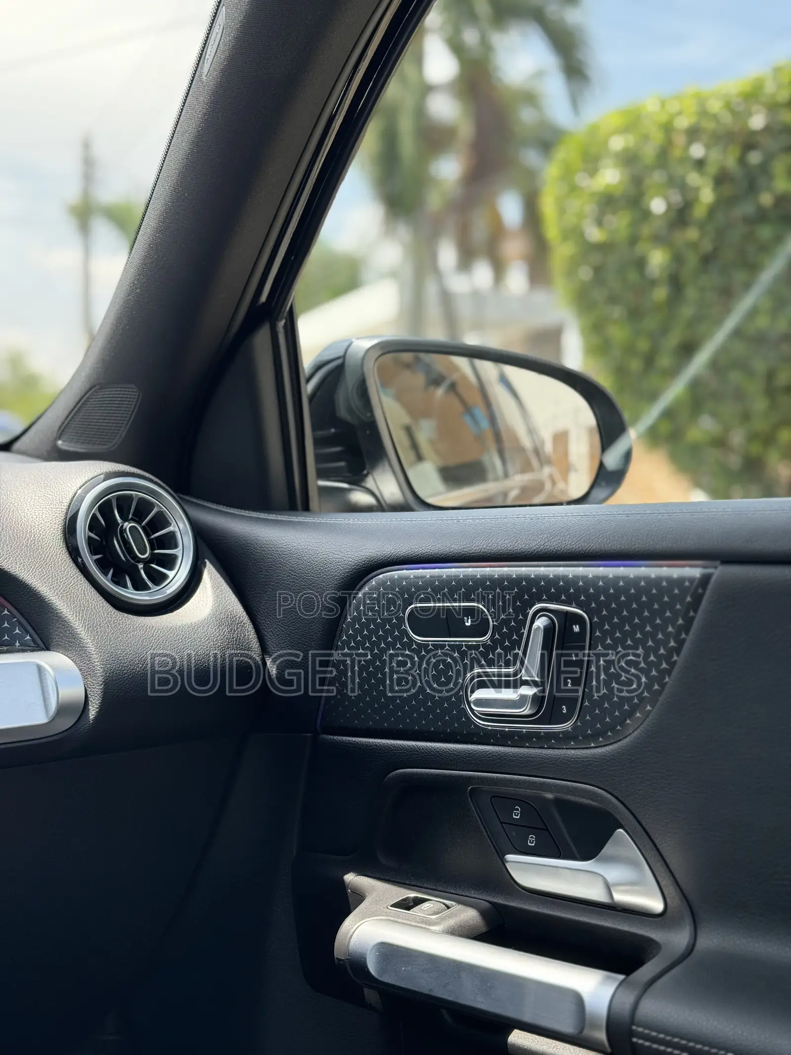 Mercedes-Benz GLB-Class 2024 Black