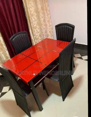Dining Tabe With 4 Chairs