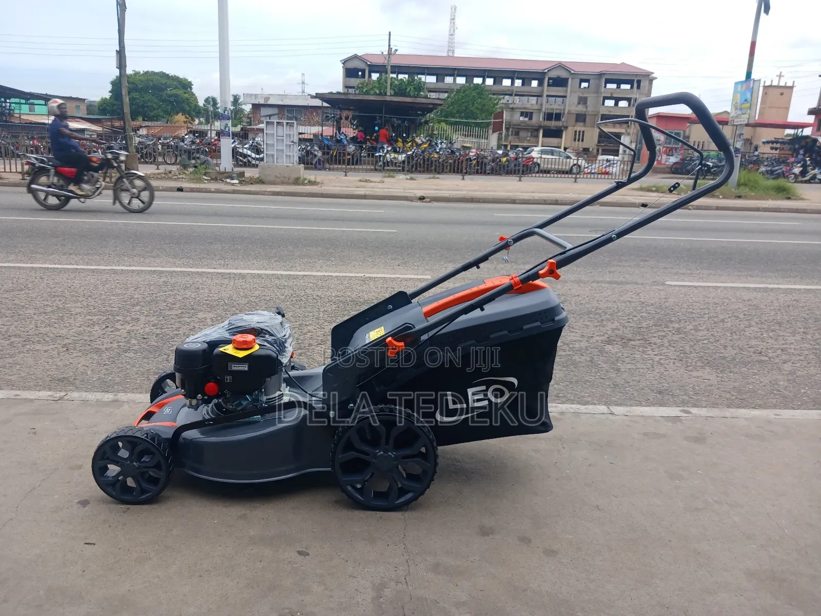 4.5hp Leo Lawn Mower