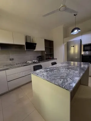 4bdrm House in Seekers Realty, Ledzokuku-Krowor for sale