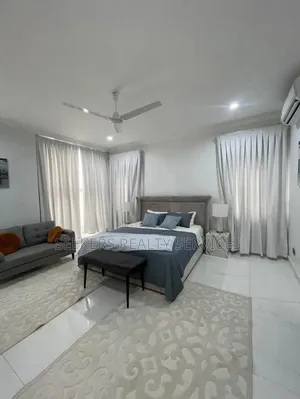 4bdrm House in Seekers Realty, Ledzokuku-Krowor for sale