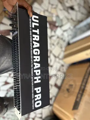 Behringer Ultra Graph Pro Double Equalizer