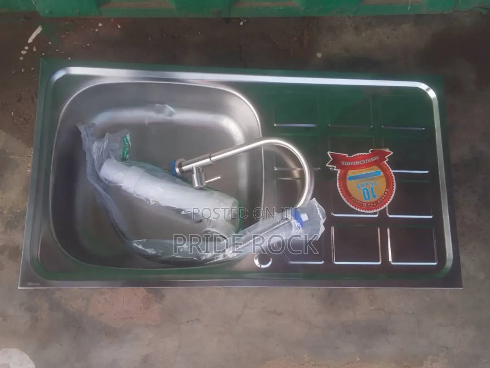 Small Kitchen Sink Set for Block Installation With Tap