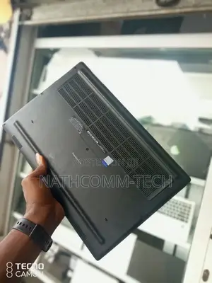 Laptop Dell Precision 7530 32GB Intel Core I7 HDD+SSD 512GB
