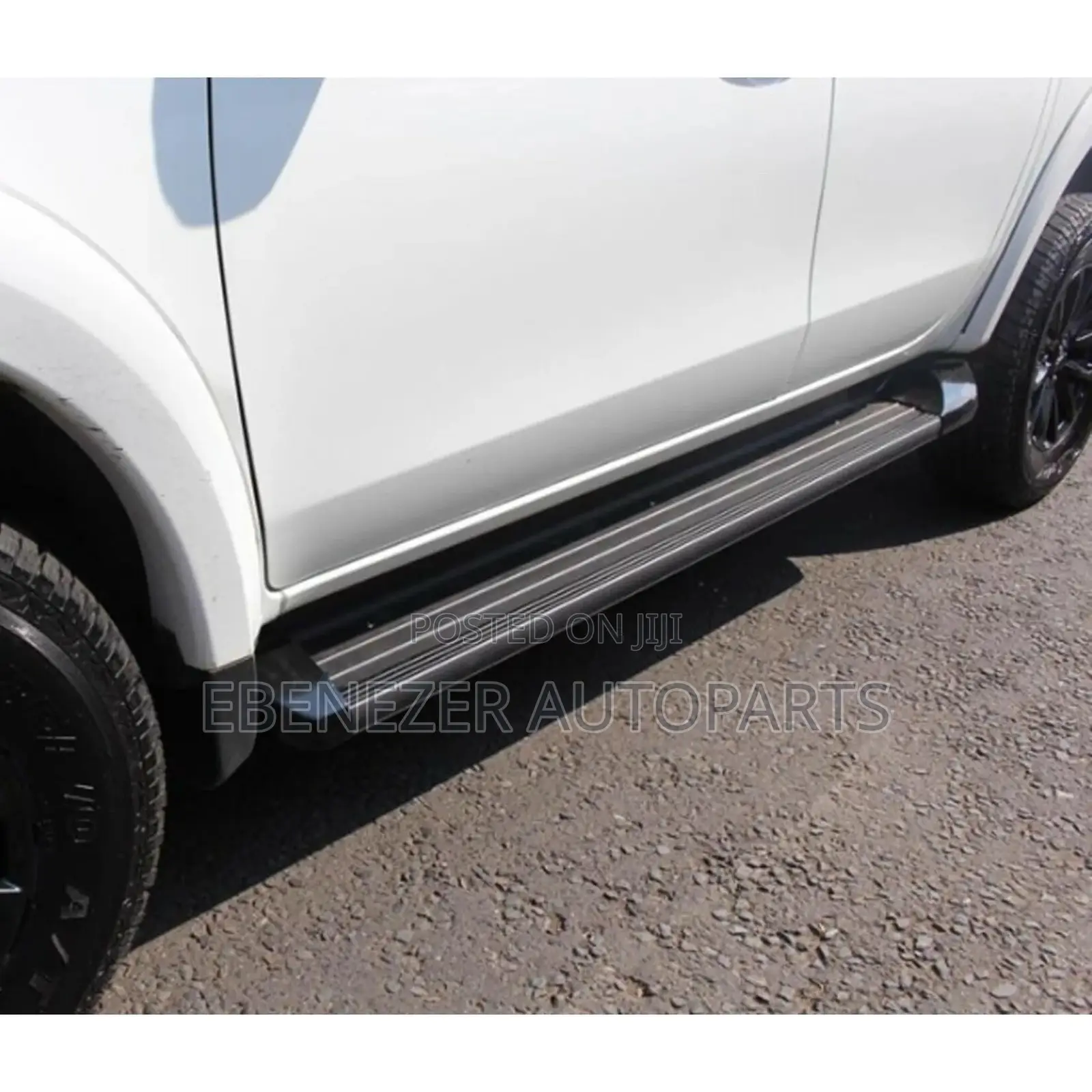 Mitsubishi L200 Vodafone Side Steps