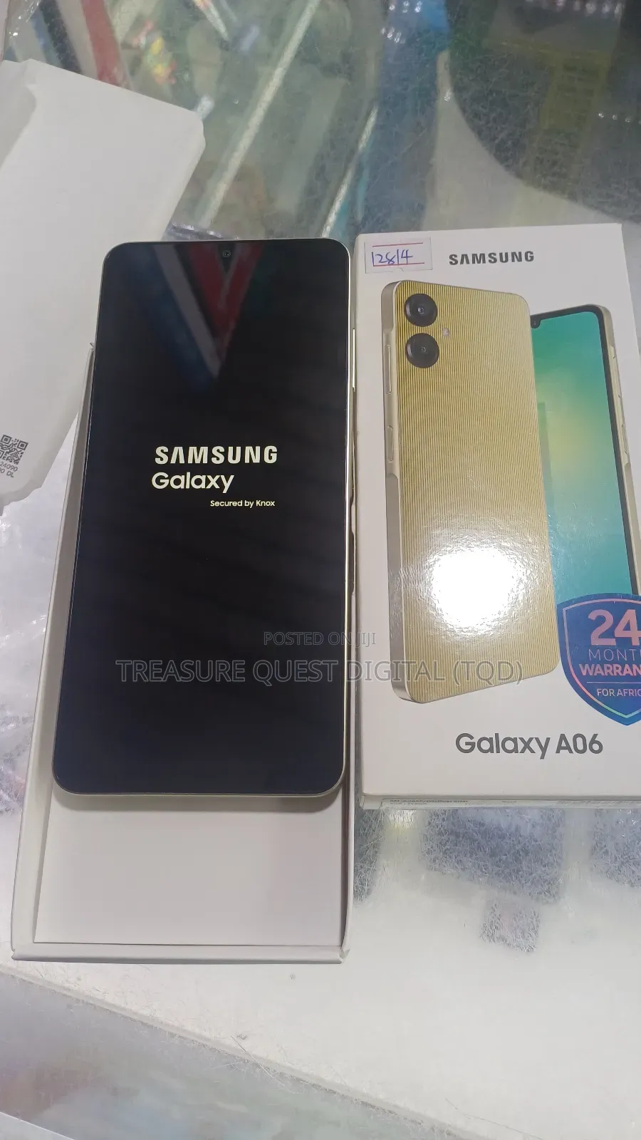 New Samsung Galaxy A06 128 GB Gold