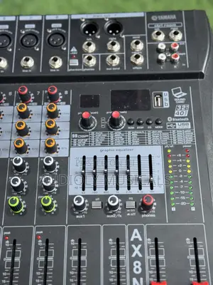 Yamaha Axt8nv3 8-Channel Mixer With Bluetooth and Soundcard