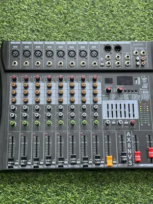 Yamaha Axt8nv3 8-Channel Mixer With Bluetooth and Soundcard