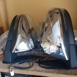 Toyota Hilux 2018,2020,2022,2023 Complet Mirror Available